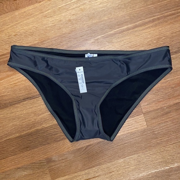 Madewell contrast stitched edition bikini bottom, size M, NWT - Picture 4 of 7